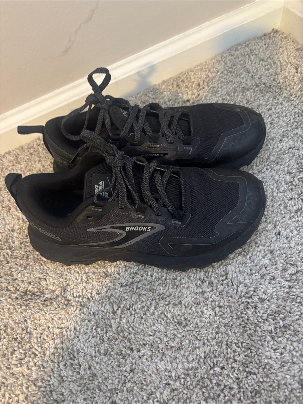 Brooks Black Running Sneakers